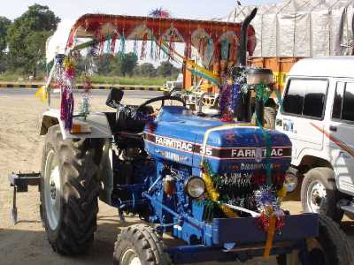 Tractor decorated for Diwali.  Photo by Tom Walker.
